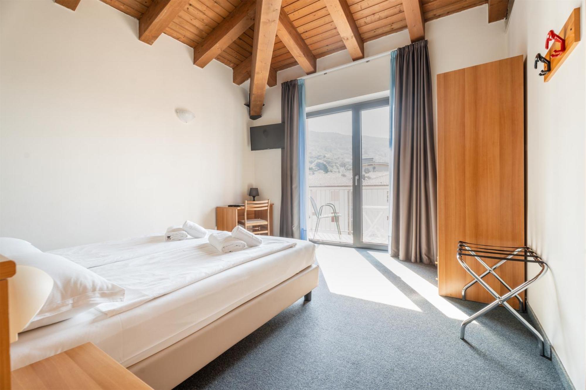 Hotel Al Castello Torri Del Benaco Exteriör bild